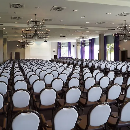 Hotel Der Valk Berlin Brandenburg 4*