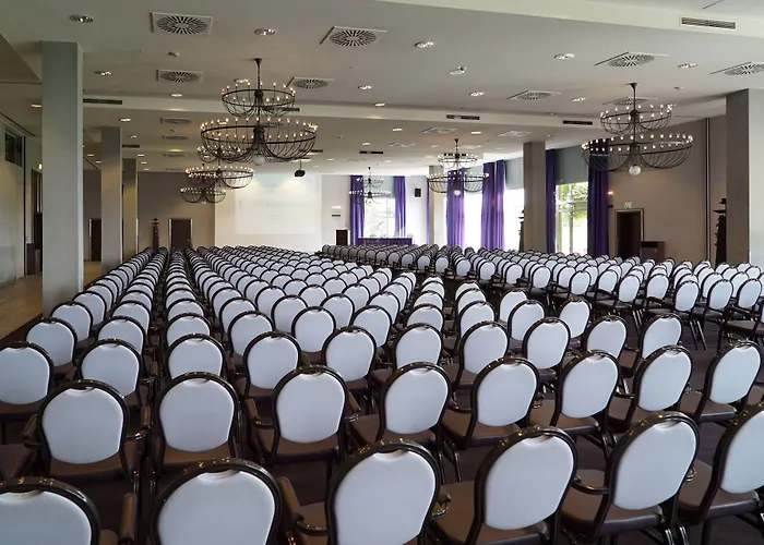 Hotel Der Valk Berlin Brandenburg 4*