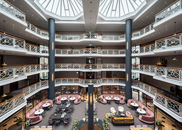 Otel Der Valk Berlin Brandenburg 4*